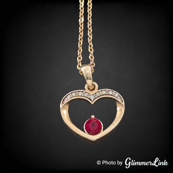 Jewelry - Vintage Heart Pendant Gold Tone Necklace – July Birthstone Ruby Red Rhinestone
